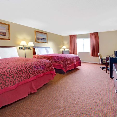 Days Inn By Wyndham St. Louis/Westport Mo Maryland Heights Eksteriør bilde