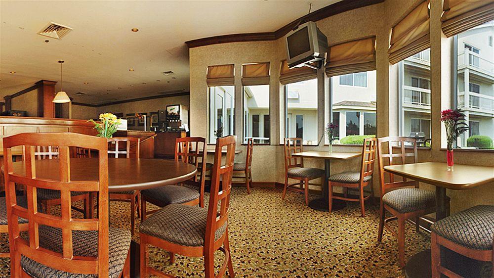 Days Inn By Wyndham St. Louis/Westport Mo Maryland Heights Eksteriør bilde