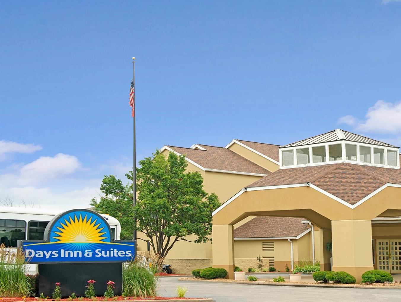 Days Inn By Wyndham St. Louis/Westport Mo Maryland Heights Eksteriør bilde
