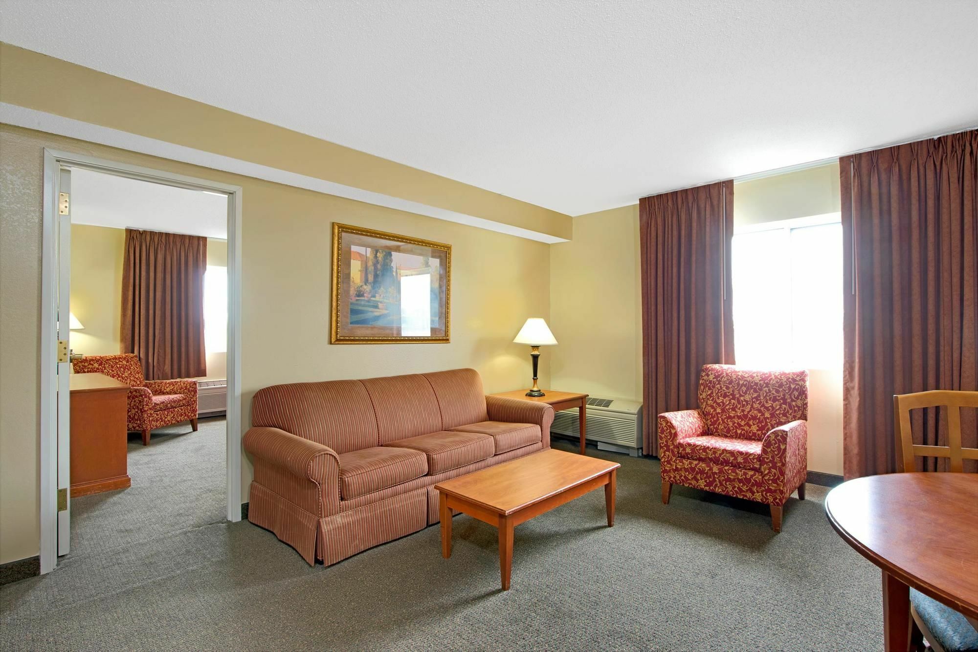 Days Inn By Wyndham St. Louis/Westport Mo Maryland Heights Eksteriør bilde